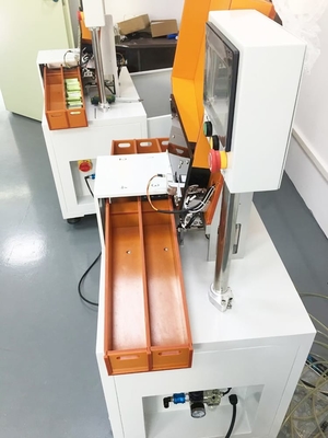 Máquina clasificadora automática de pilas de litio de la clasificadora de baterías cilíndricas de 5 canales