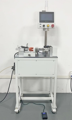 Máquina de desmontaje de la caja de la célula cilíndrica de litio Carga manual
