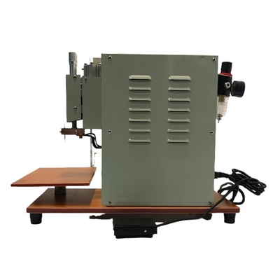 Máquina 15KW de Mini Cylindrical Battery Pack Welding para la batería 18650