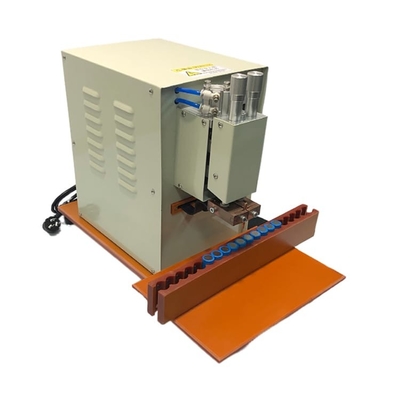 Máquina 15KW de Mini Cylindrical Battery Pack Welding para la batería 18650