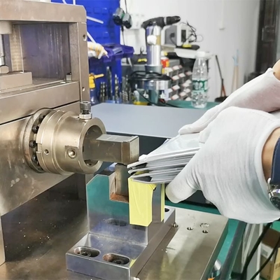 Soldador ultrasónico 20khz de la batería de la célula de la bolsa del automóvil de New Energy con control del PLC