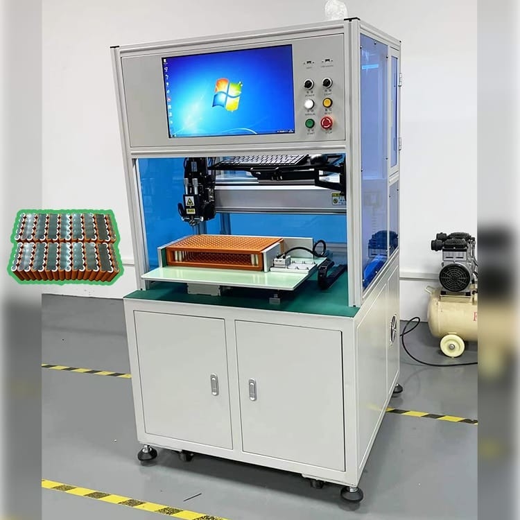 Sola máquina lateral automática de la soldadura por puntos de la batería para 18650 21700 células cilíndricas