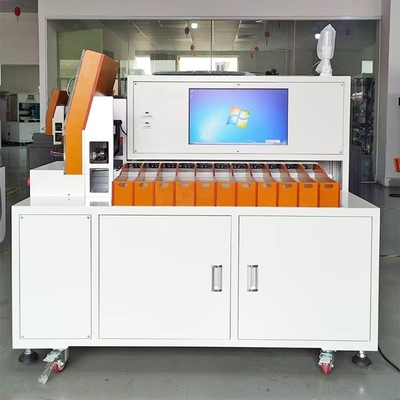 18650 26650 32650 canal de Ion Battery Sorting Machine Automatic 11 del litio del cilindro