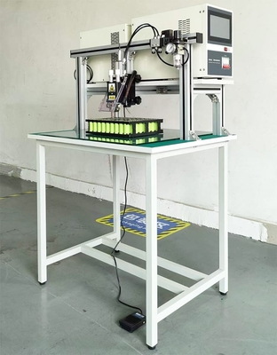 Máquina de la soldadura por puntos de la batería de litio del pórtico 5000A DC, soldador For 18650 del punto de la batería